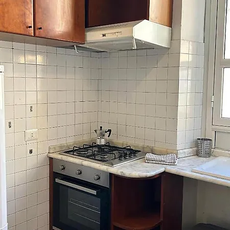 Termini - Via Vicenza By Ghor * 로마