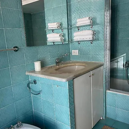 Termini - Via Vicenza By Ghor